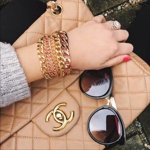 MULTI LAYERED CHAIN BRACELET